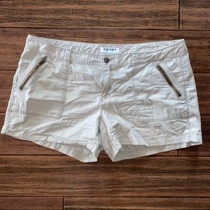 Khaki 6-Pocket Shorts